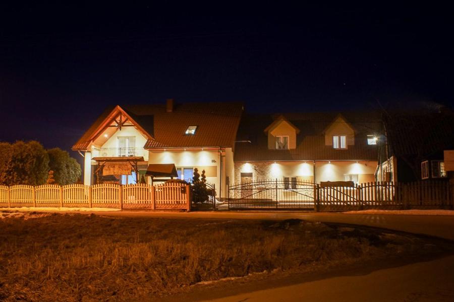 Gasthaus Wichrowe Wzgorze Krajno Pierwsze Exterior foto